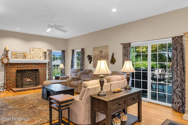 4 Saddlebrook Road, Millstone, NJ 08535