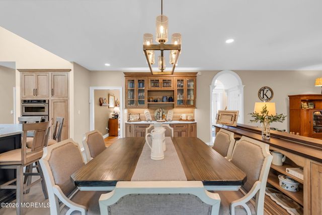 4 Saddlebrook Road, Millstone, NJ 08535