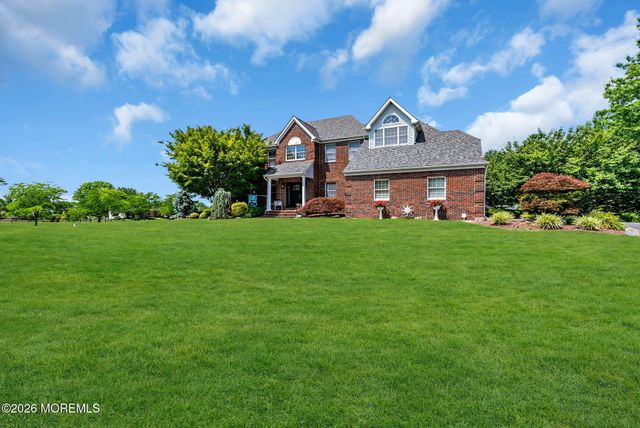 4 Saddlebrook Road, Millstone, NJ 08535