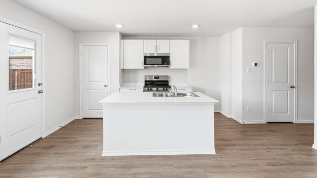 3706 Morning Dew Court, Talty, TX 75126