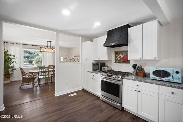 2215 National Street, Beaufort, SC 29902