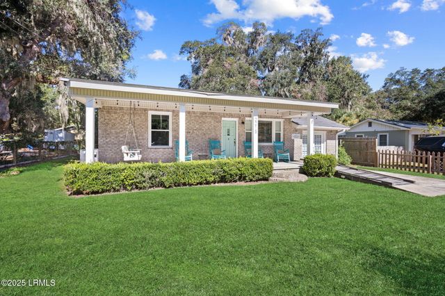 2215 National Street, Beaufort, SC 29902