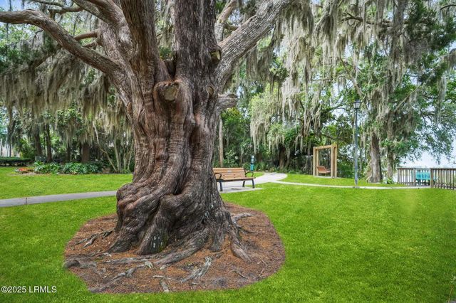 2215 National Street, Beaufort, SC 29902