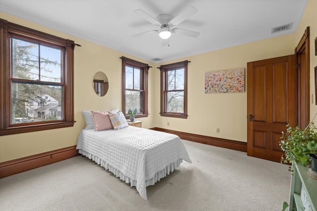 451 Gleasondale Rd, Stow, MA 01775