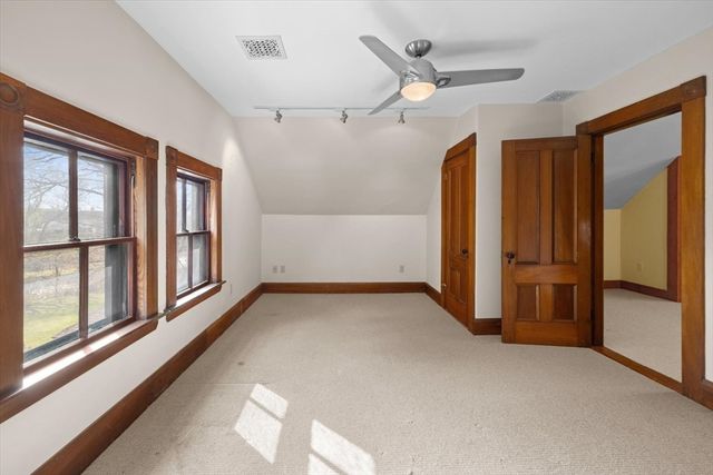 451 Gleasondale Rd, Stow, MA 01775