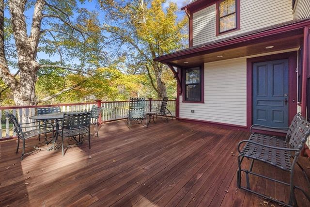 451 Gleasondale Rd, Stow, MA 01775