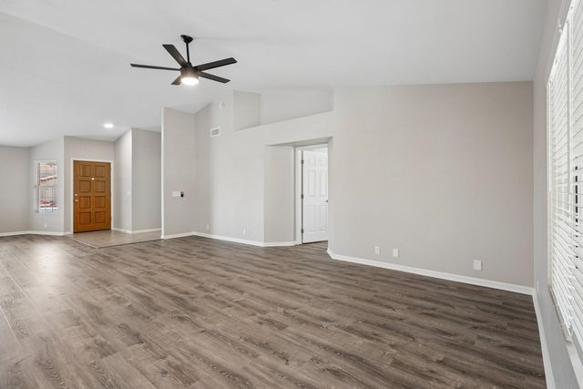 8734 W Bloomfield Road, Peoria, AZ 85381