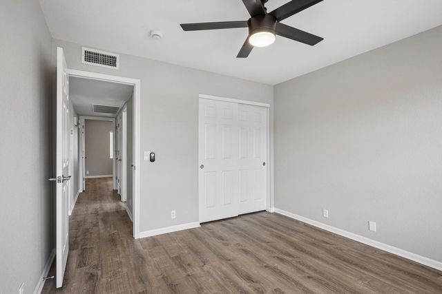 8734 W Bloomfield Road, Peoria, AZ 85381