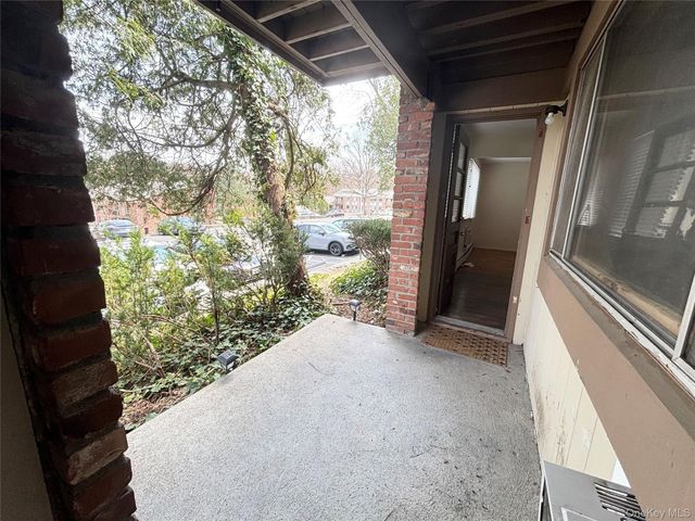 6 Rolling Way 6D, Peekskill, NY 10566