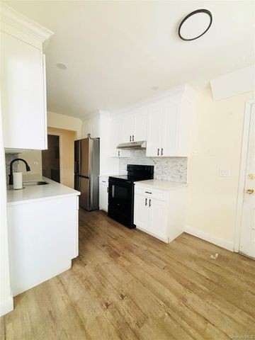 6 Rolling Way 6D, Peekskill, NY 10566