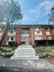 6 Rolling Way 6D, Peekskill, NY 10566