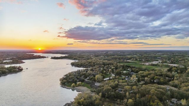 5125 Fern Drive, Loretto, MN 55357