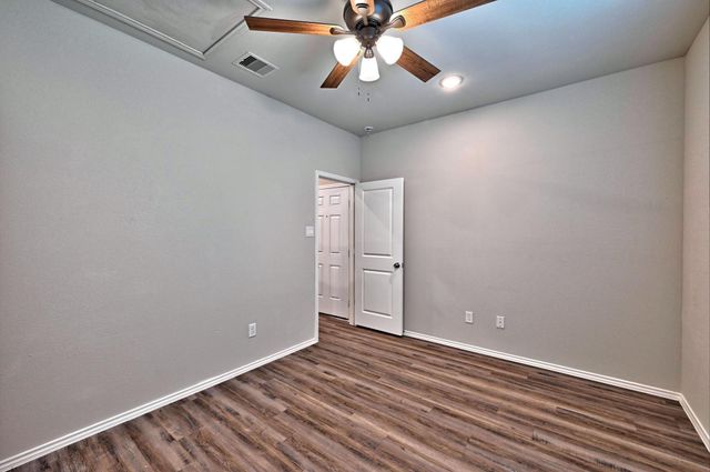 11552 Persimmon Street, Willis, TX 77318