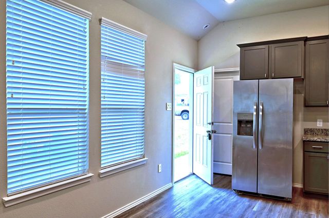 11552 Persimmon Street, Willis, TX 77318