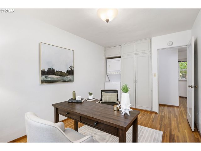 1805 Ne 70TH Ave, Portland, OR 97213