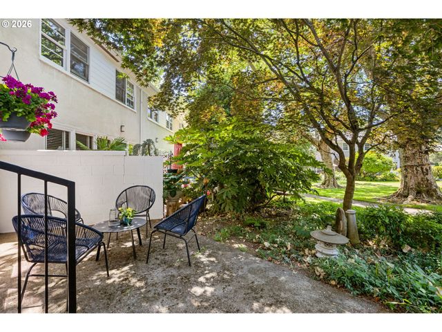 1805 Ne 70TH Ave, Portland, OR 97213