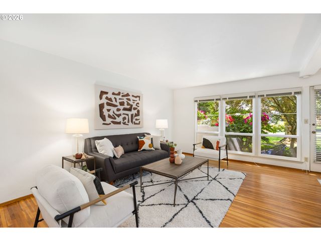 1805 Ne 70TH Ave, Portland, OR 97213