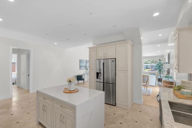 727 Lakehaven Drive, Sunnyvale, CA 94089