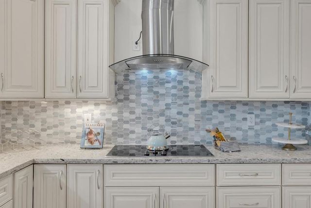 727 Lakehaven Drive, Sunnyvale, CA 94089