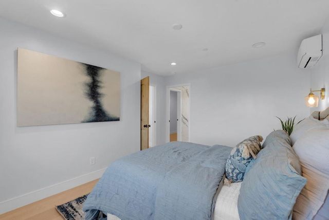 727 Lakehaven Drive, Sunnyvale, CA 94089