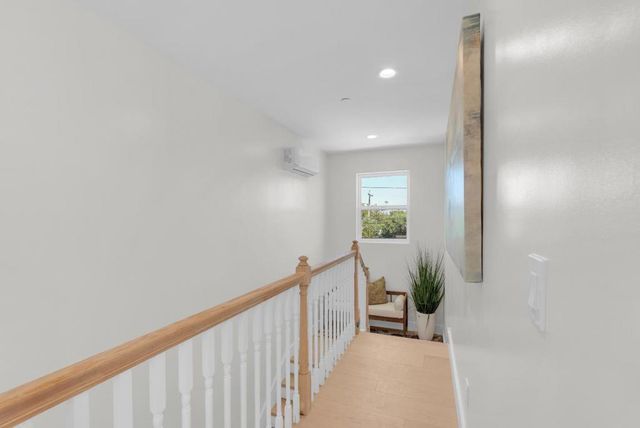 727 Lakehaven Drive, Sunnyvale, CA 94089