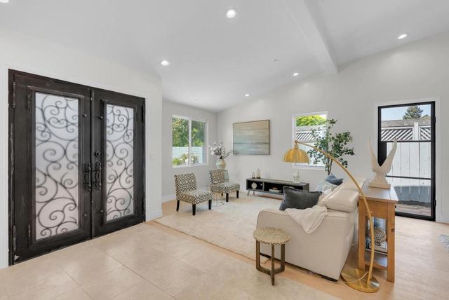727 Lakehaven Drive, Sunnyvale, CA 94089