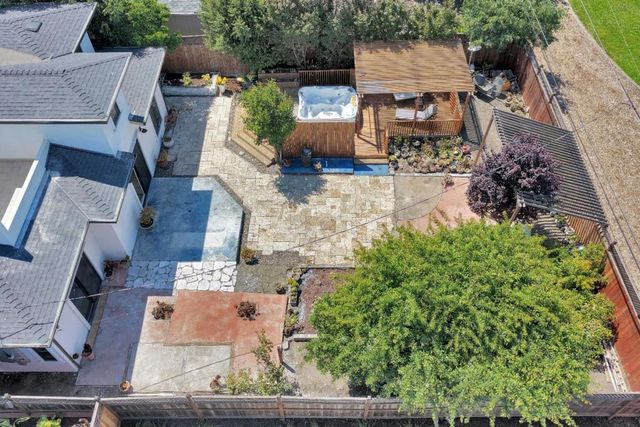 727 Lakehaven Drive, Sunnyvale, CA 94089