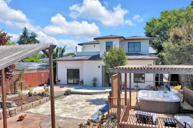 727 Lakehaven Drive, Sunnyvale, CA 94089