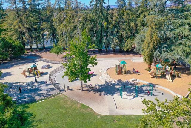 727 Lakehaven Drive, Sunnyvale, CA 94089