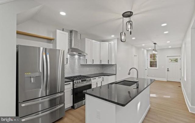 5737 SPRINGFIELD AVE, Philadelphia, PA 19143