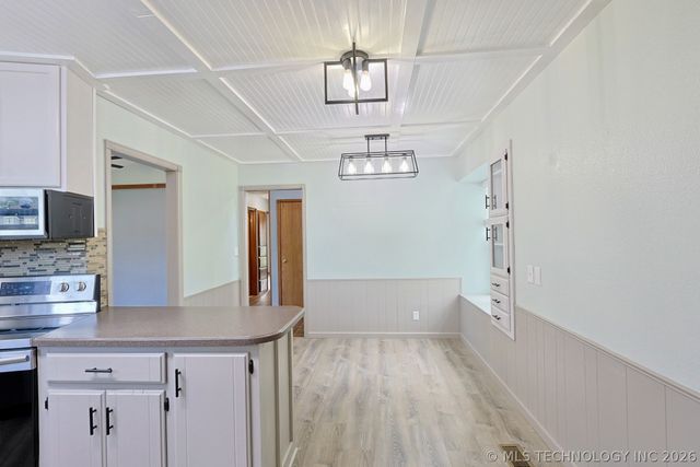 157 N Spinnaker Run, Stigler, OK 74462