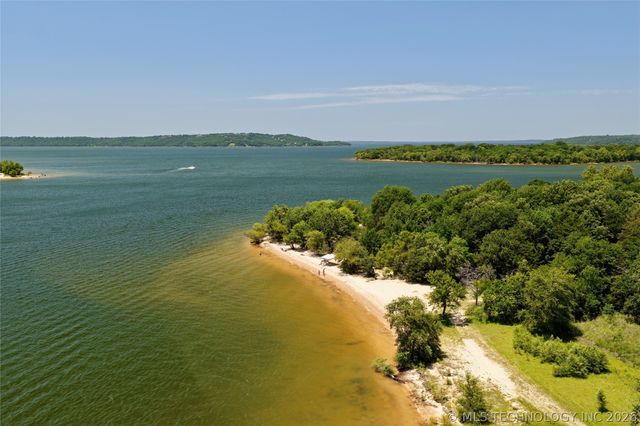 157 N Spinnaker Run, Stigler, OK 74462