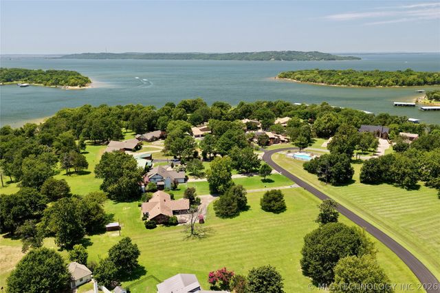 157 N Spinnaker Run, Stigler, OK 74462