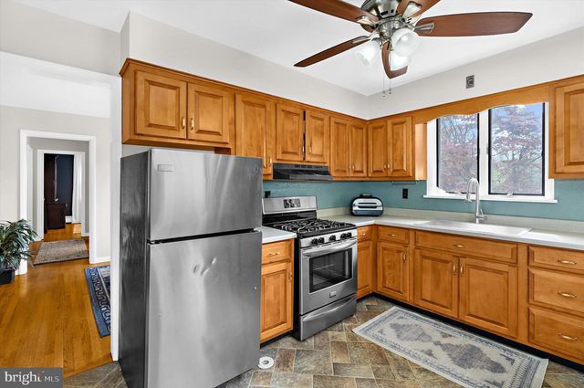 14620 MANOR RD, Phoenix, MD 21131