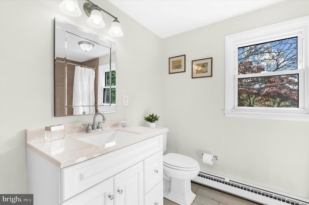 Image 22 of property listing at 14620 MANOR RD, Phoenix, MD 21131