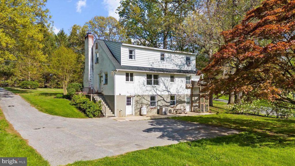 Image 29 of property listing at 14620 MANOR RD, Phoenix, MD 21131