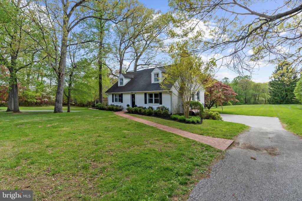 Image 38 of property listing at 14620 MANOR RD, Phoenix, MD 21131