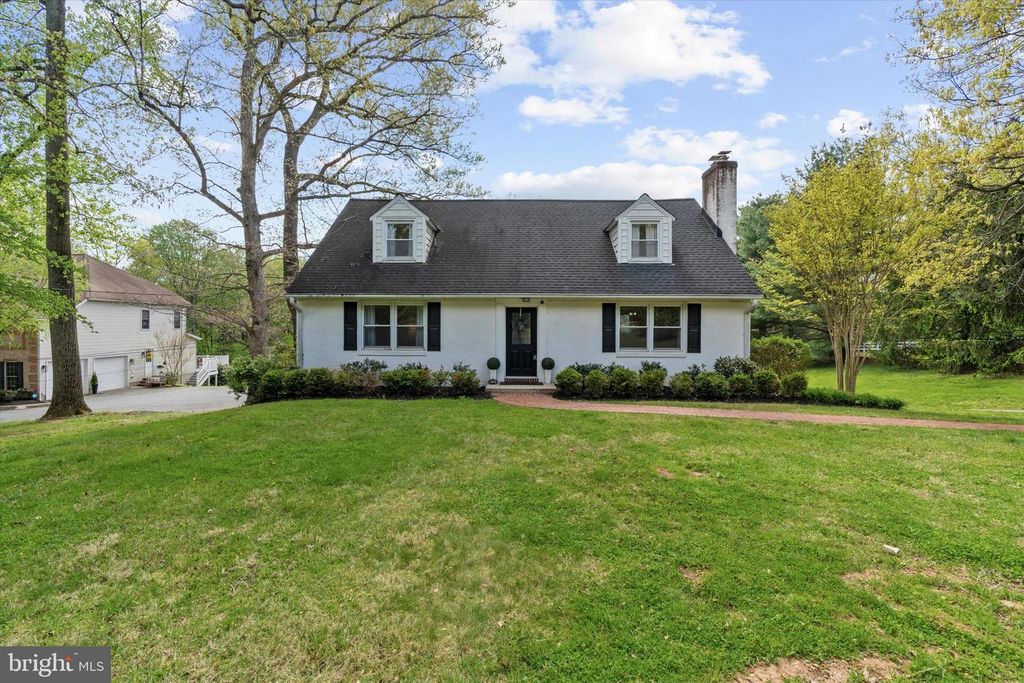 Image 40 of property listing at 14620 MANOR RD, Phoenix, MD 21131