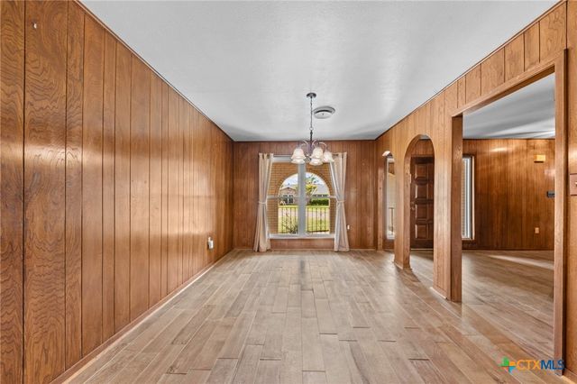 707 Dianne Drive, Copperas Cove, TX 76522
