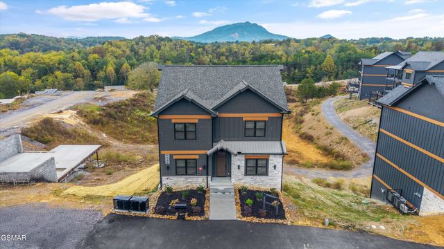 331 Rambling Creek Way, Sevierville, TN 37862