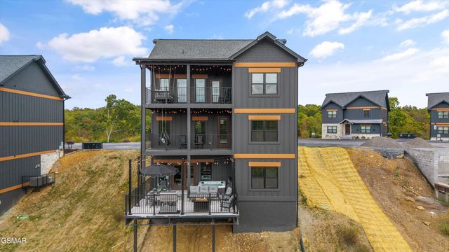 331 Rambling Creek Way, Sevierville, TN 37862