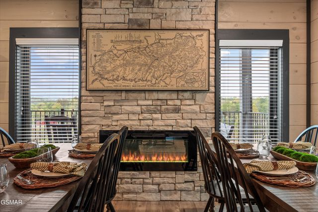 331 Rambling Creek Way, Sevierville, TN 37862