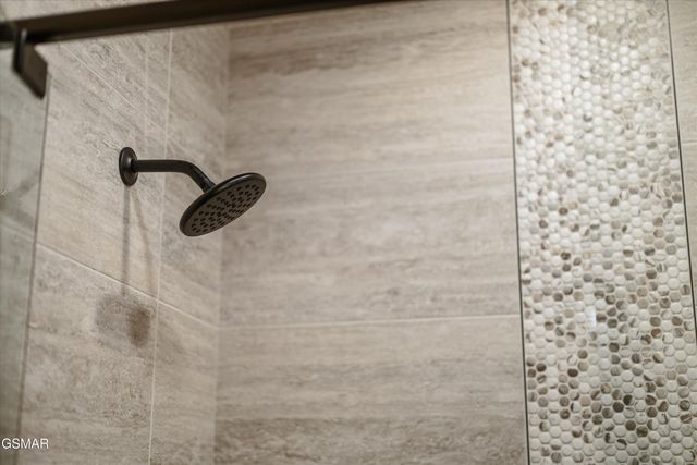 331 Rambling Creek Way, Sevierville, TN 37862