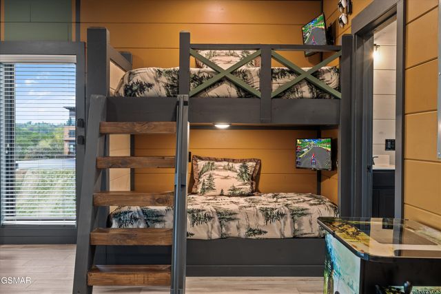 331 Rambling Creek Way, Sevierville, TN 37862