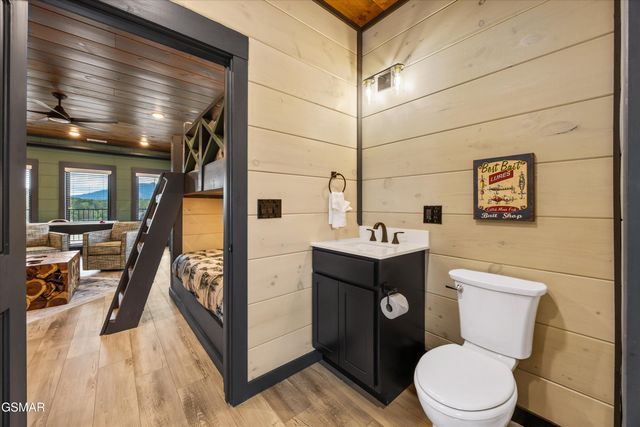 331 Rambling Creek Way, Sevierville, TN 37862