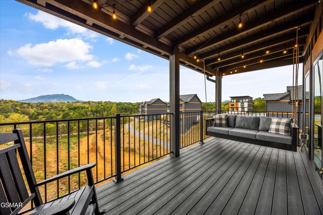 331 Rambling Creek Way, Sevierville, TN 37862