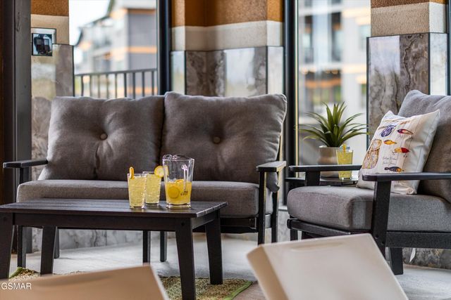 331 Rambling Creek Way, Sevierville, TN 37862