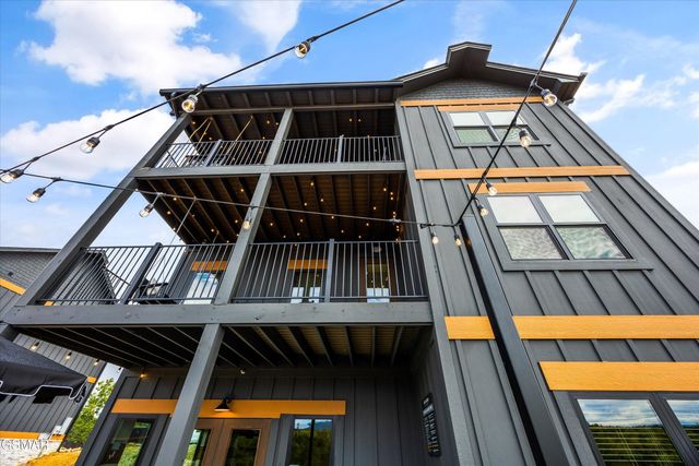 331 Rambling Creek Way, Sevierville, TN 37862