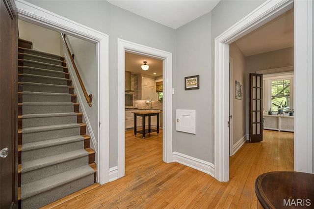 332 Marion Avenue, Webster Groves, MO 63119