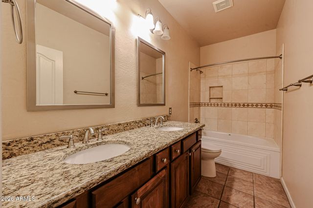 5930 W LOUISE Drive, Glendale, AZ 85310